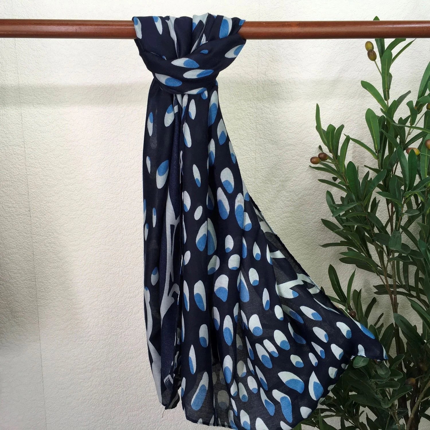 Abstract Print Scarf | Navy