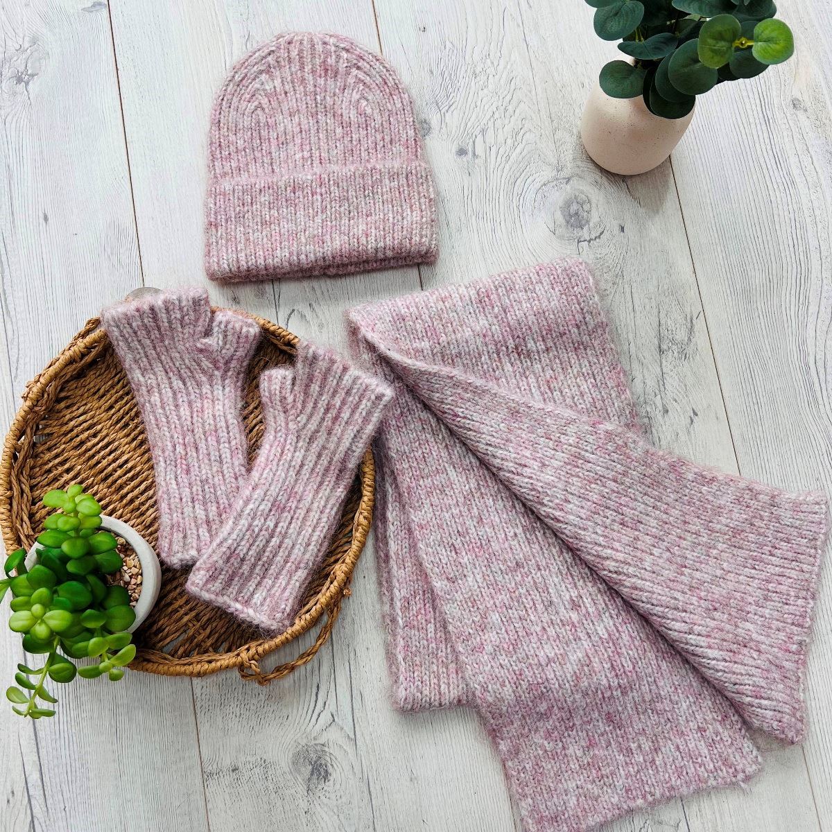 Scarf, Wrist Warmers & Hat Set | Light Pink