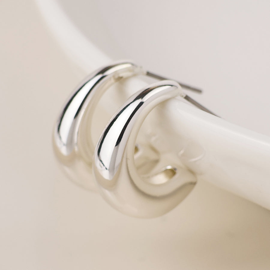 Smooth Curve Chunky Earrings