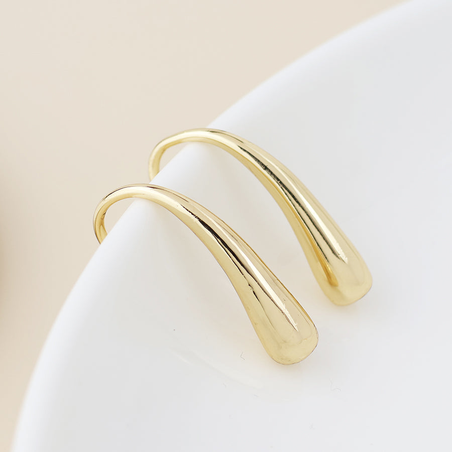 Simple Curve Earrings | Gold