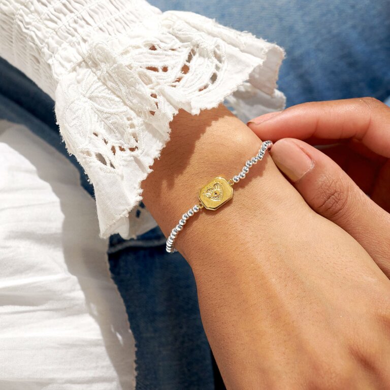 Joma Jewellery | a little bracelet | Positive Vibes