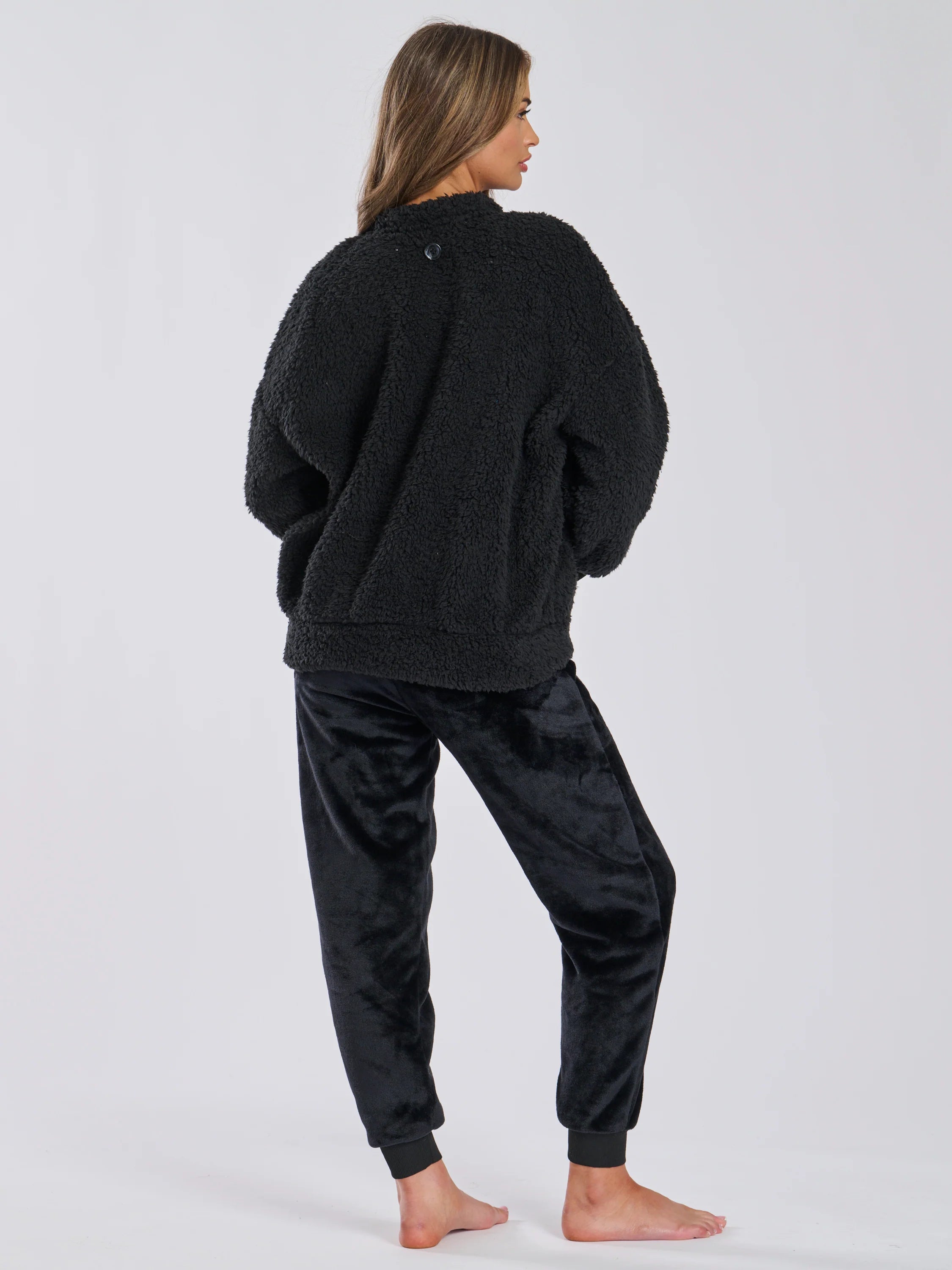 BLACK BORG REMOVABLE SNOOD JUMPER & JOGGER SET