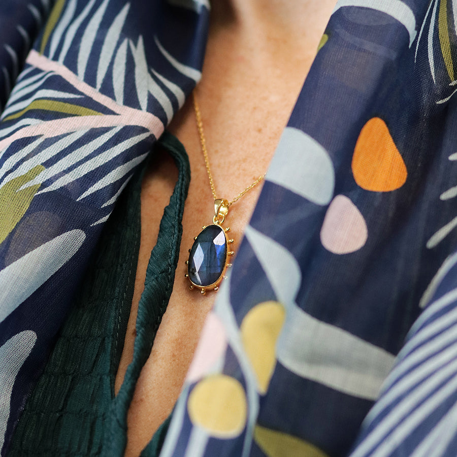 Fancy Edge Labradorite Necklace