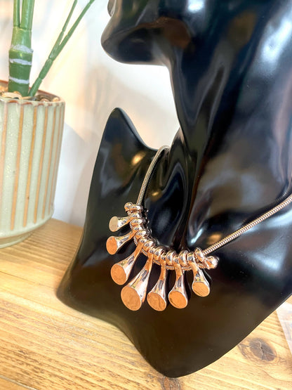 Statement Short Necklace Rose Gold