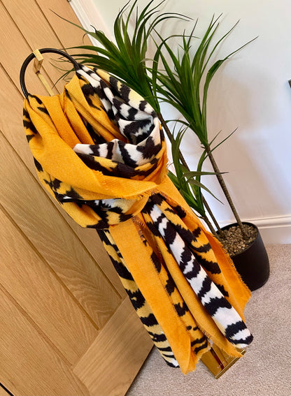 Bold Tiger Print Winter Scarf