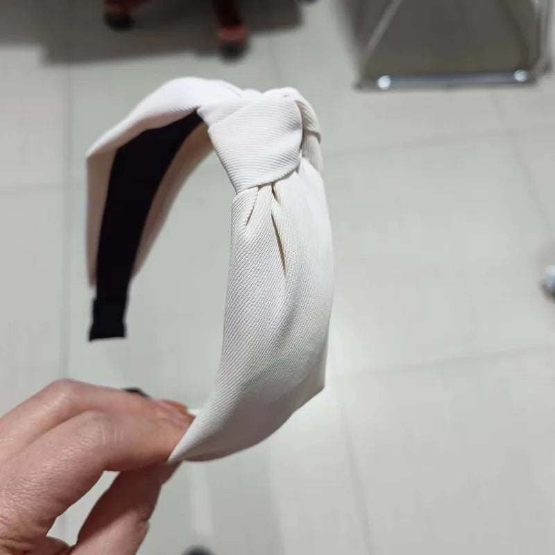 Simple Twist Knot Headband | Leopard