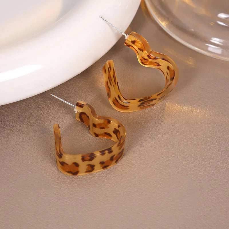 Resin Heart Animal Print Hoop | Brown