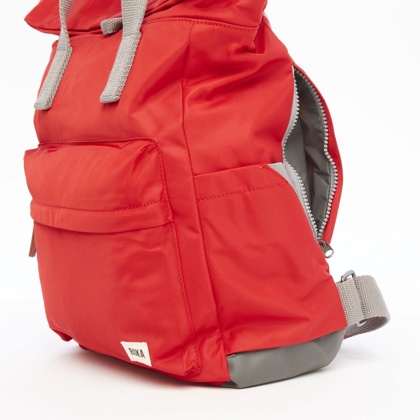 ROKA: CANFIELD B CRANBERRY RECYCLED NYLON | MEDIUM