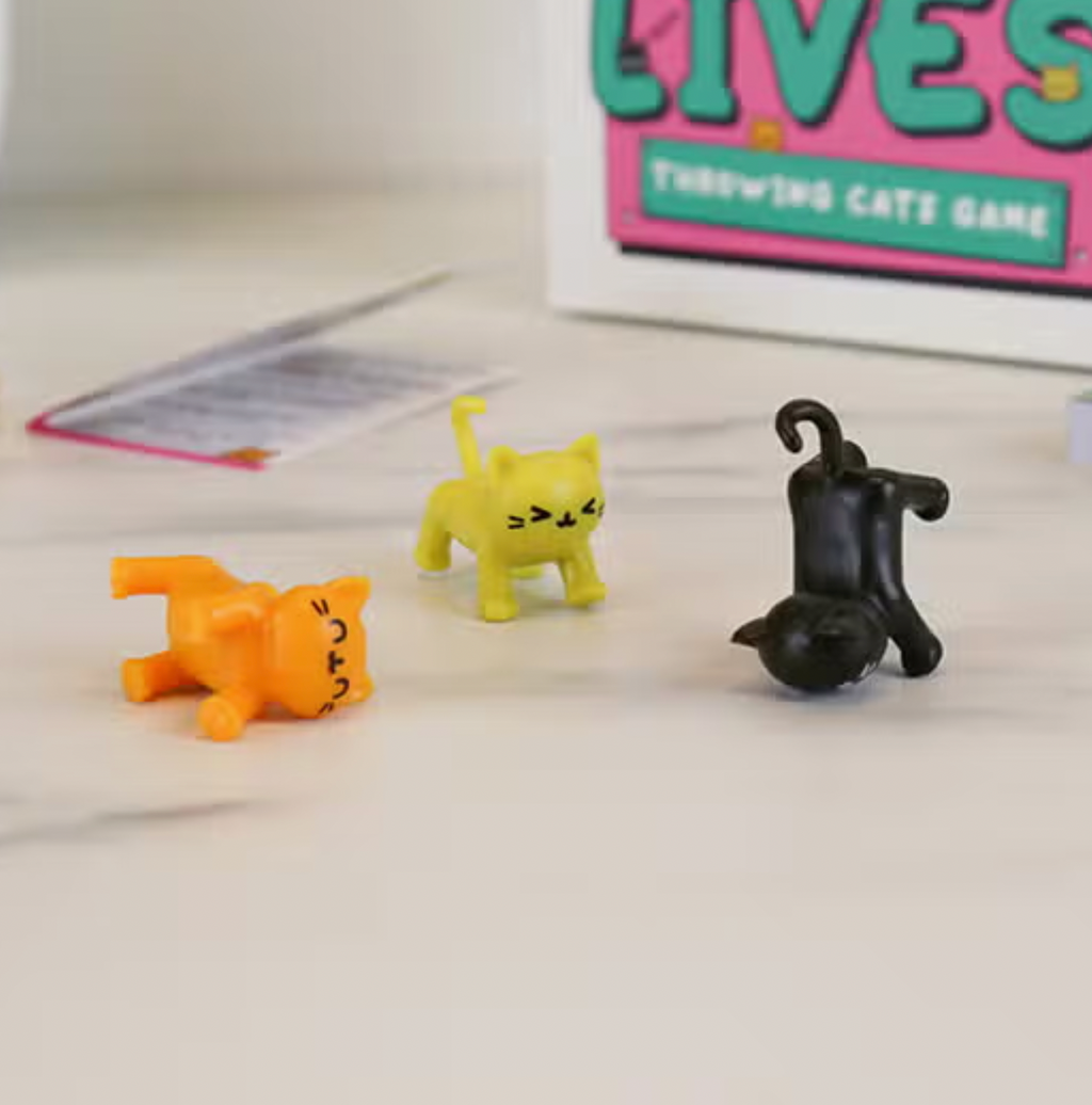 Nine Lives | Throwing Cat Game