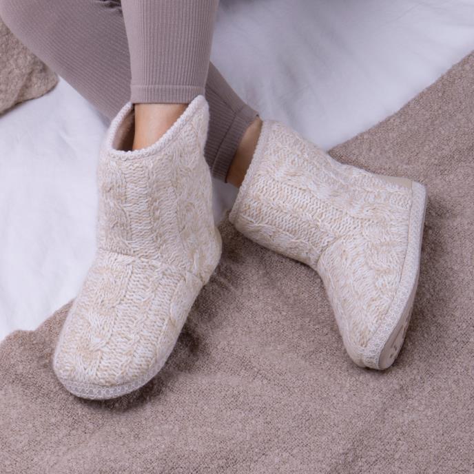 Totes Ladies Tall Knitted Cable Boot Slippers With Borg Lining