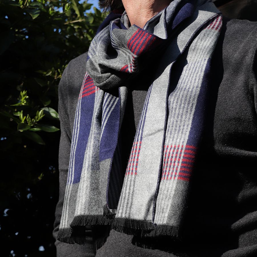 Mens Navy & Grey Lined Check Scarf
